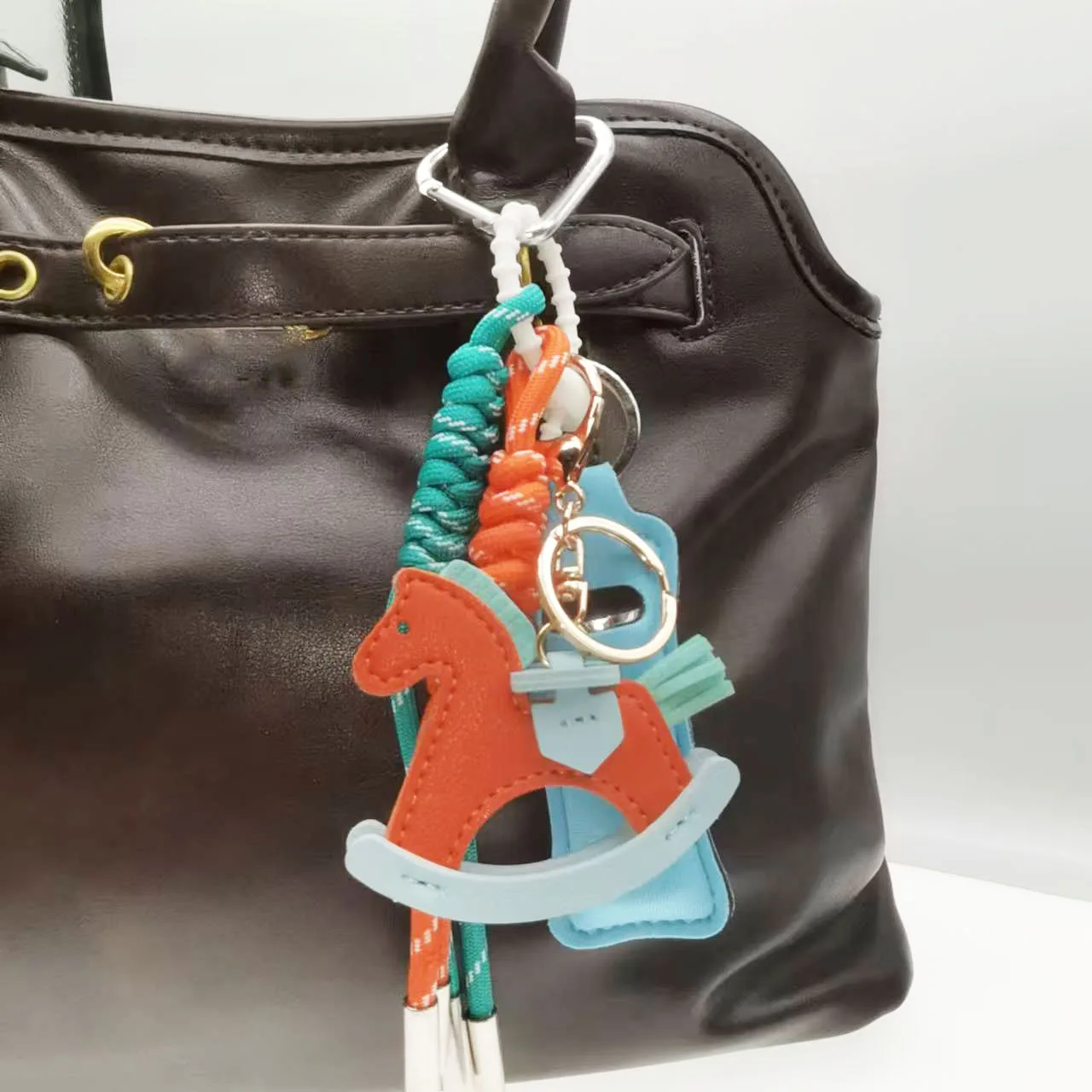 Ita Bag Accessories Bag Charms - đánh giá và giá Women Bags Lv