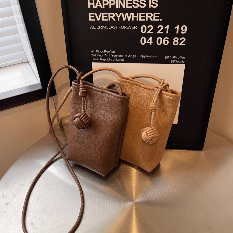 Versatile, Artistic, and Sligh - đánh giá và giá Women Bags Mini