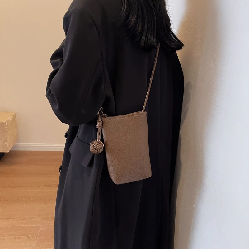 Versatile, Artistic, and Sligh - đánh giá và giá Women Bags Mini
