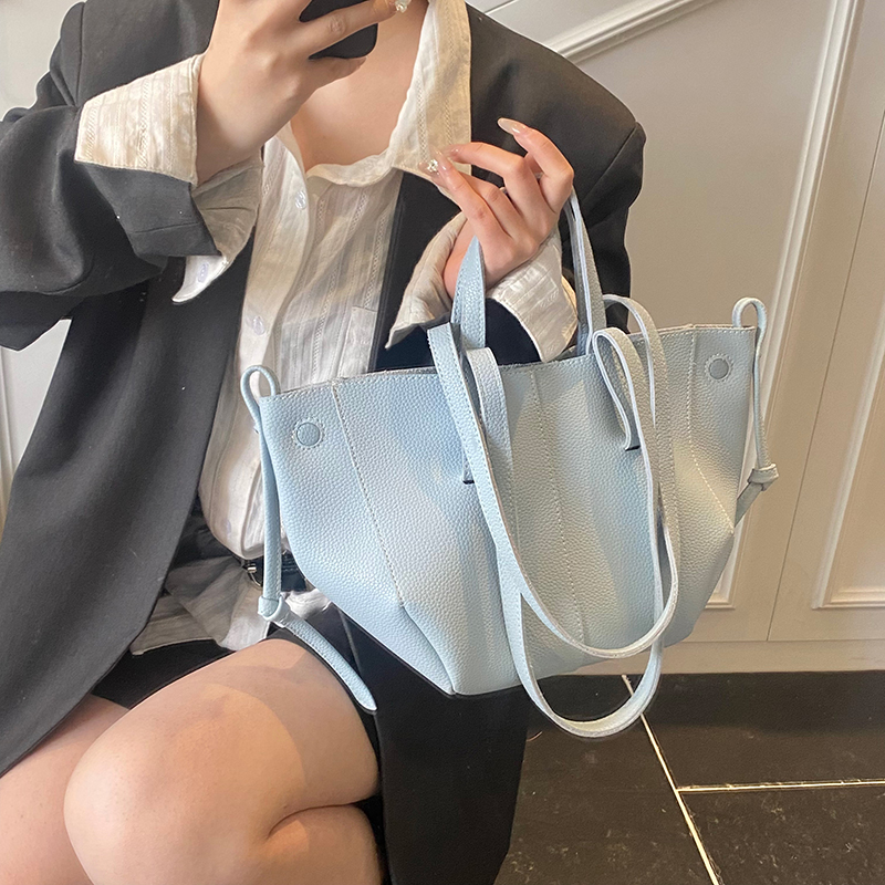 MOODS Branded Underarm Shoulde - đánh giá và giá Women Bags Zara