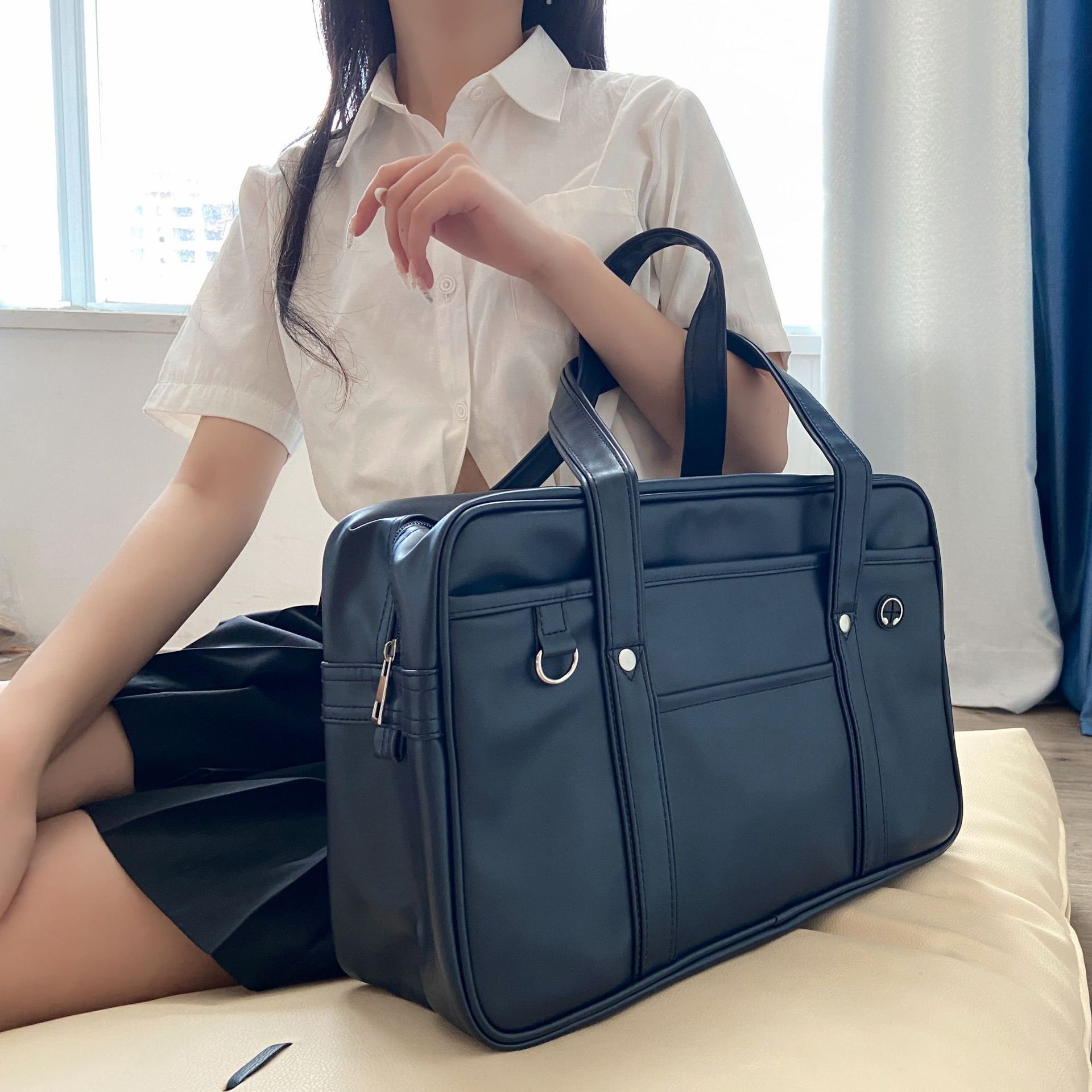 Japanese two-dimensional stude - đánh giá và giá Women Bags Zara
