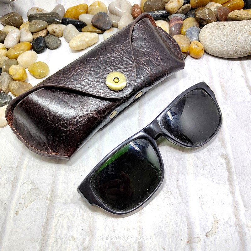 Blongk Glasses Case Waist Bag  - đánh giá và giá Saddle Bag Leather