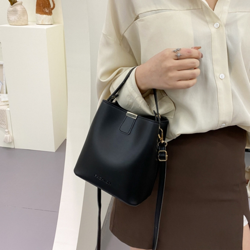 Women PU Leather Handbag Casua - đánh giá và giá Women Bags Zara